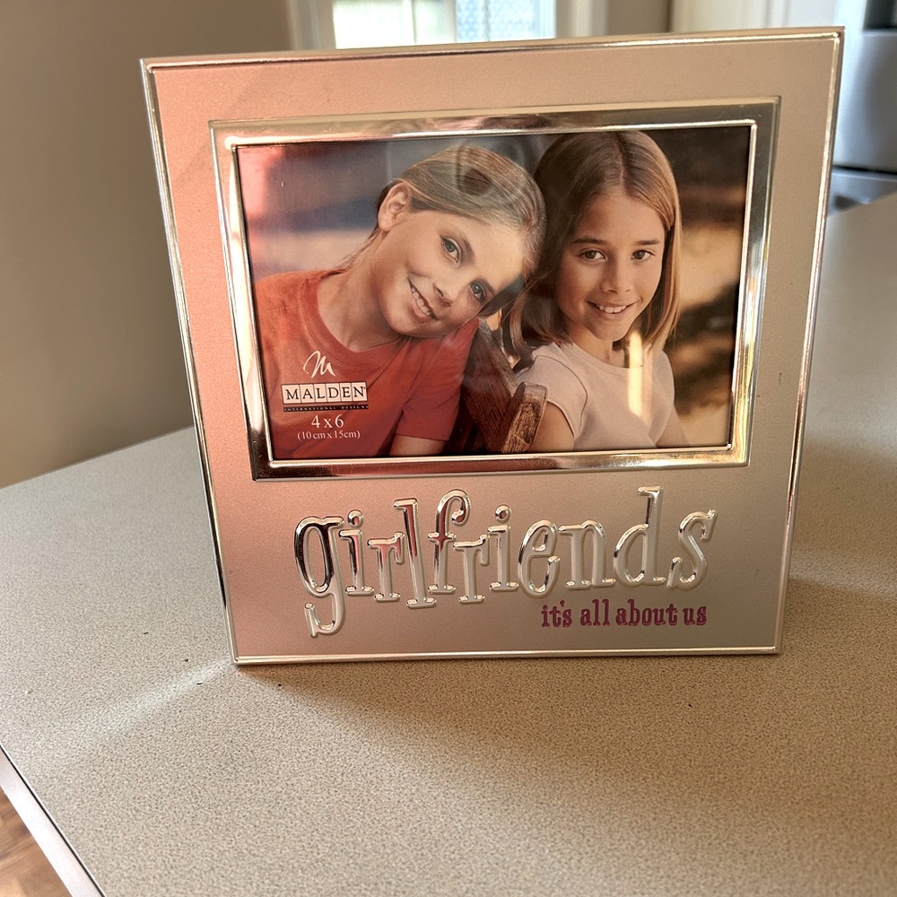 Malden girlfriends silver picture frame New